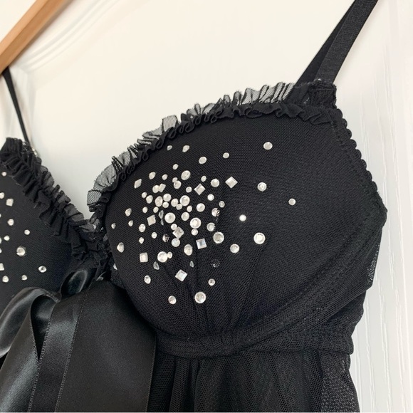 NWOT Victoria’s Secret Front Close Rhinestone Bra Lingerie - Picture 6 of 12